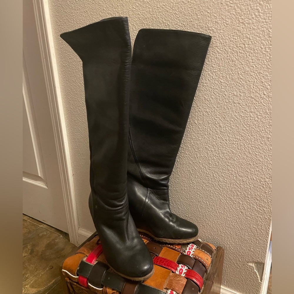 UGG Reveena Over The Knee Black Leather Boots - Picture 4 of 11